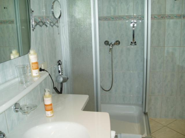 Schwarzwaldhotel / Wolfach Quarto foto